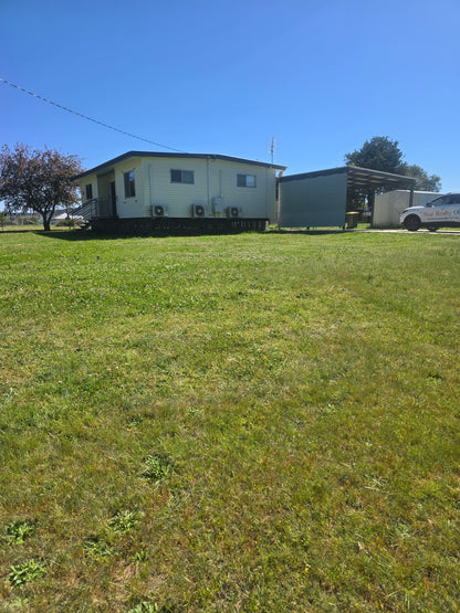 57 Woodlawn Street Wallangarra - Cute Timber Home