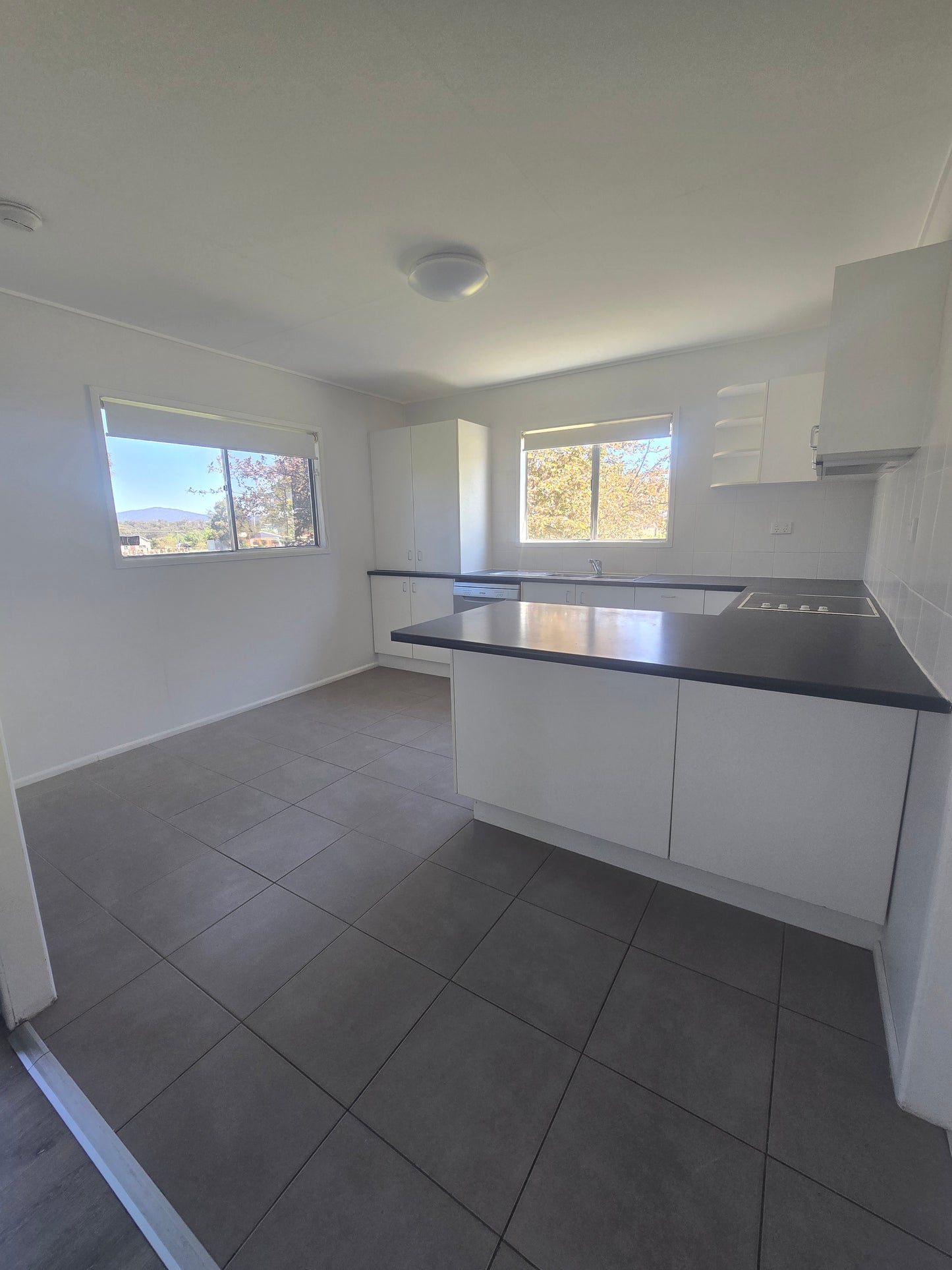 57 Woodlawn Street Wallangarra - Cute Timber Home