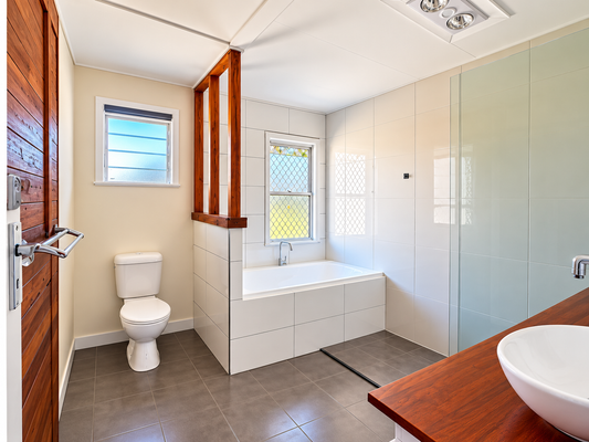 97 Glengallan road Warwick- Rooms for rent