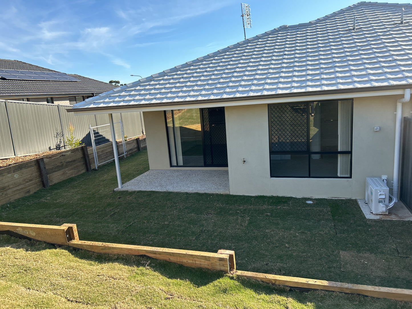 4 Bedroom Duplex - 2/22 Pera Crescent Warwick