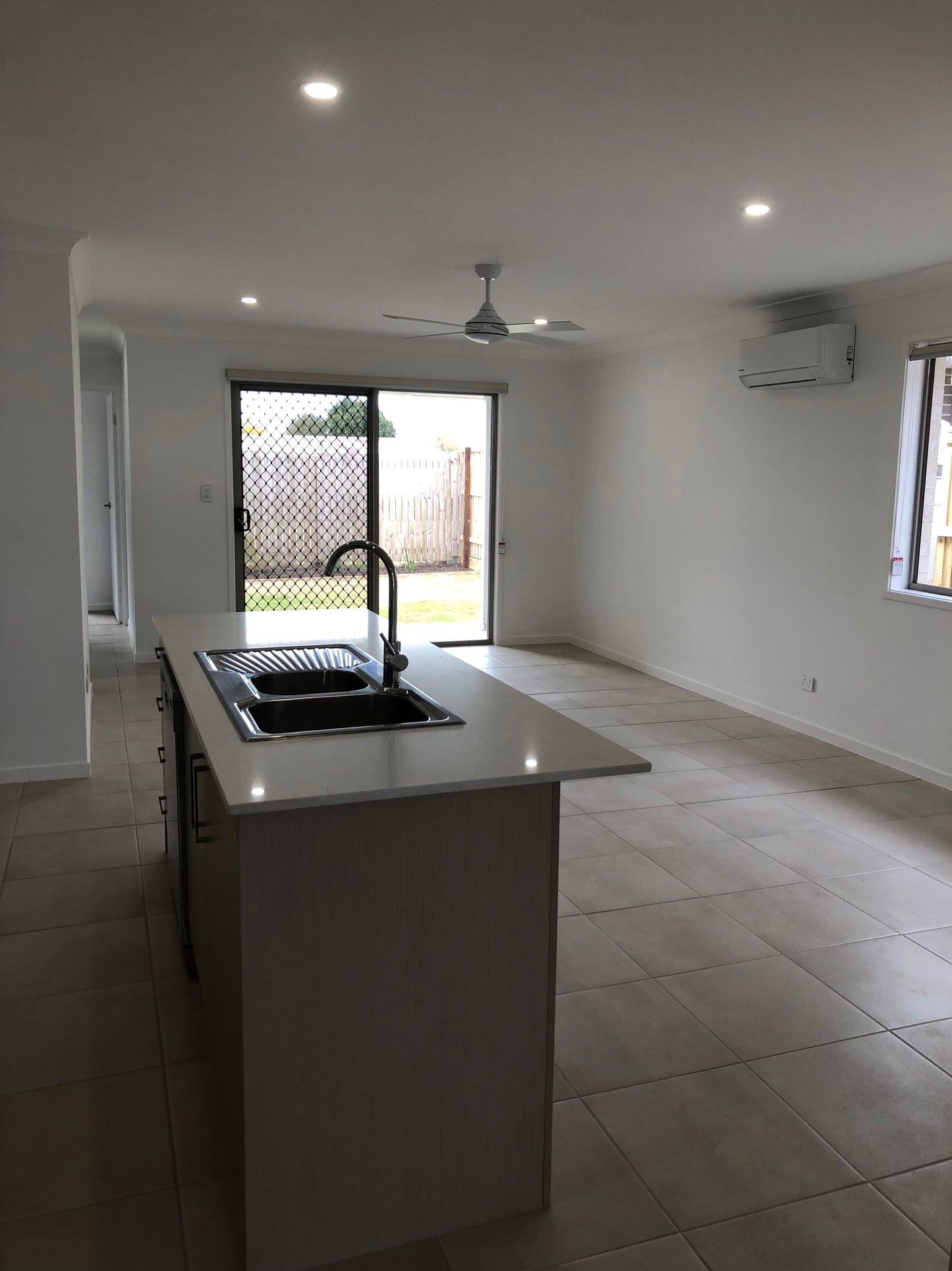 3/24a Bourke Street