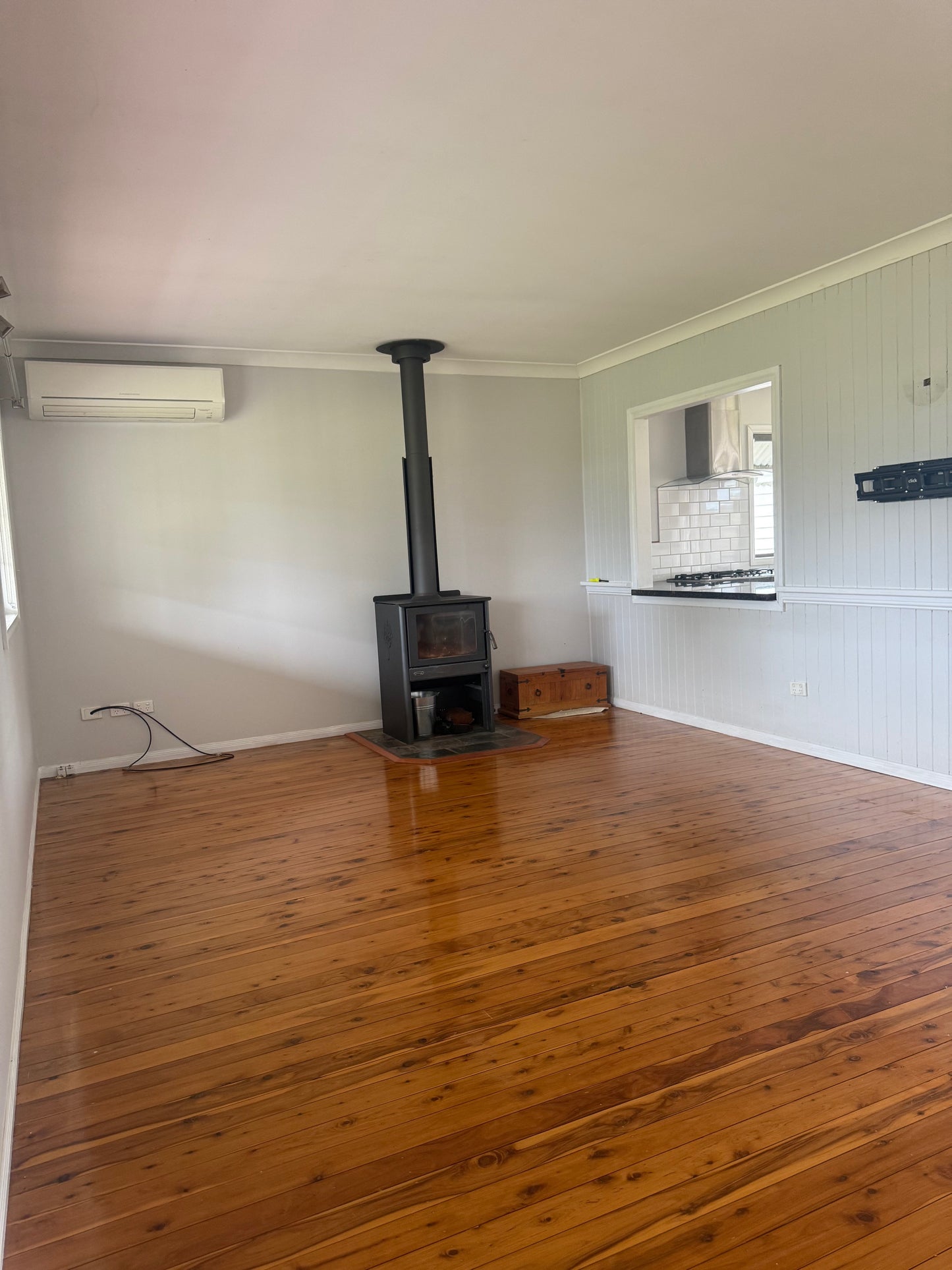 Tranquil 3-Bedroom Timber Home on 10 Acres! - Leyburn
