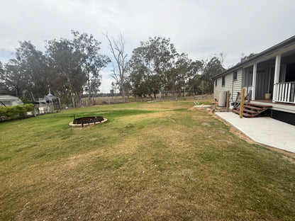 Tranquil 3-Bedroom Timber Home on 10 Acres! - Leyburn