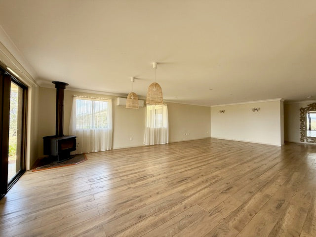 Spacious Dual-Living Home – 132 Wrights Road
