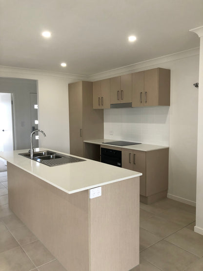 3/24a Bourke Street